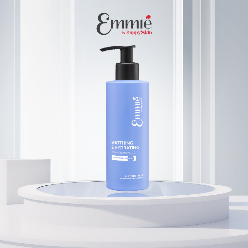 Gel Rửa Mặt Emmié Soothing & Hydrating Derma Cleansing giúp làm sạch dịu nhẹ và cấp ẩm phù hợp cho da nhạy cảm hóa